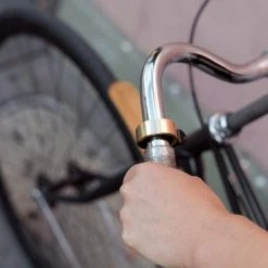 Groothandel ???? Merkloos Classic Small Fietsbel 22.2mm Zilver ???? 28 Groothandel ???? Merkloos Classic Small Fietsbel 22.2mm Zilver ???? -AGU WINKLE 550x366 1