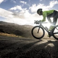 Beste recensies van ???? Rogelli Core Fietsjack - Winter Fietsjas - Winddicht En Waterafstotend - Heren - 0 Tot 10 Graden ???? 33 Beste recensies van ???? Rogelli Core Fietsjack - Winter Fietsjas - Winddicht En Waterafstotend - Heren - 0 Tot 10 Graden ???? -AGU WINKLE 550x366 125