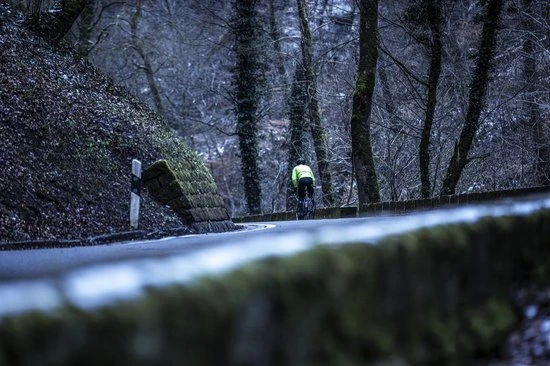 Beste recensies van ???? Rogelli Core Fietsjack - Winter Fietsjas - Winddicht En Waterafstotend - Heren - 0 Tot 10 Graden ???? 17 Beste recensies van ???? Rogelli Core Fietsjack - Winter Fietsjas - Winddicht En Waterafstotend - Heren - 0 Tot 10 Graden ???? - Afbeelding 17