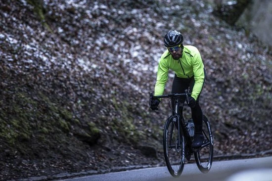 Beste recensies van ???? Rogelli Core Fietsjack - Winter Fietsjas - Winddicht En Waterafstotend - Heren - 0 Tot 10 Graden ???? 18 Beste recensies van ???? Rogelli Core Fietsjack - Winter Fietsjas - Winddicht En Waterafstotend - Heren - 0 Tot 10 Graden ???? - Afbeelding 18