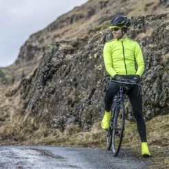 Beste recensies van ???? Rogelli Core Fietsjack - Winter Fietsjas - Winddicht En Waterafstotend - Heren - 0 Tot 10 Graden ???? 42 Beste recensies van ???? Rogelli Core Fietsjack - Winter Fietsjas - Winddicht En Waterafstotend - Heren - 0 Tot 10 Graden ???? -AGU WINKLE 550x366 134