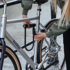 Groothandel ???? AXA - Newton UL 230 Beugelslot - Slot Voor Fietsen 23 Cm - Zwart ???? -AGU WINKLE 550x366 186