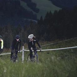 Kopen ???? Rogelli Caluso 2.0 - Fietsshirt Met Lange Mouwen - Heren ???? -AGU WINKLE 550x366 33