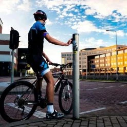 Goedkoopste ???? Bee Seen - Led - Helm - Verlichting - Verstelbaar - Waterproof - Veiligheid - Fiets ???? 9 Goedkoopste ???? Bee Seen - Led - Helm - Verlichting - Verstelbaar - Waterproof - Veiligheid - Fiets ???? -AGU WINKLE 550x367 11