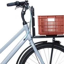 Groothandel ⌛ Basil Fietskrat S - Klein - 17.5 Liter - Rood 😍 -AGU WINKLE 550x374 3