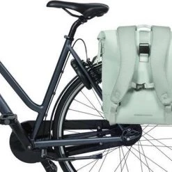 Promo 😉 Basil SoHo Fietsrugzak Nordlicht - Enkele Fietstas - Pastelgroen - 17 Liter ✨ -AGU WINKLE 550x394 3
