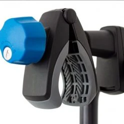 Uitgang ⭐ XLC Azura Xtra LED Fietsendrager - Kantelbaar - 2 Fietsen - E-Bike - 13/7 Polig 🧨 -AGU WINKLE 550x412 42