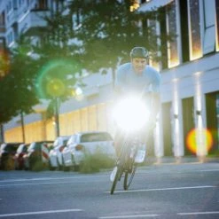 Goedkoop ???? Sigma Buster 800 USB LED Fiets Koplamp - 800 Lumen - Li-ion - Oplaadbaar ???? -AGU WINKLE 550x550 452