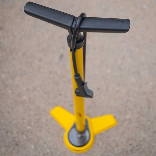 Groothandel ❤️ BBB Cycling AirSteel Fietspomp Met Drukmeter - Fiets Pomp Racefiets En Mountainbike - Voetpomp Extra Lang 11 Bar - Geel - BFP-27 ???? 3 Groothandel ❤️ BBB Cycling AirSteel Fietspomp Met Drukmeter - Fiets Pomp Racefiets En Mountainbike - Voetpomp Extra Lang 11 Bar - Geel - BFP-27 ???? - Afbeelding 3