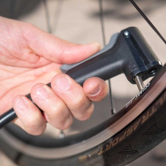 Groothandel ❤️ BBB Cycling AirSteel Fietspomp Met Drukmeter - Fiets Pomp Racefiets En Mountainbike - Voetpomp Extra Lang 11 Bar - Geel - BFP-27 ???? 7 Groothandel ❤️ BBB Cycling AirSteel Fietspomp Met Drukmeter - Fiets Pomp Racefiets En Mountainbike - Voetpomp Extra Lang 11 Bar - Geel - BFP-27 ???? - Afbeelding 7