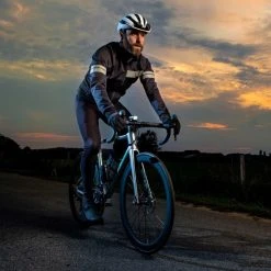 Korting 🎁 BBB Cycling RaceShield WB 2.0 Fietshandschoenen Winter - Fiets Handschoenen Touchscreen - Winddicht - Zwart - Maat XL ⭐ -AGU WINKLE 550x550 771