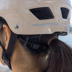 Goedkoopste ???? ABUS Hyban 2.0 Fietshelm - Maat L (56-61 Cm) - Velvet Black ✔️ 13 Goedkoopste ???? ABUS Hyban 2.0 Fietshelm - Maat L (56-61 Cm) - Velvet Black ✔️ -AGU WINKLE 550x825 22